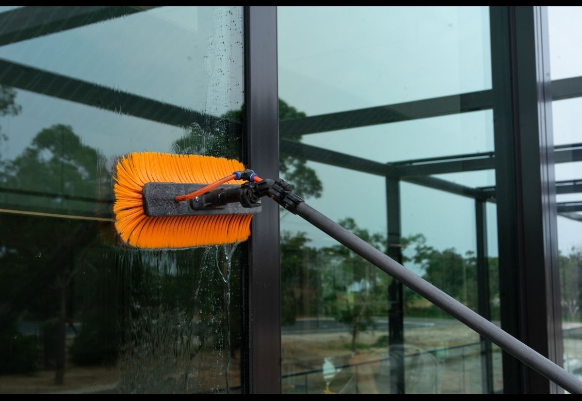 WEB_Remarkable_Window_Cleaning__100_of_137__100