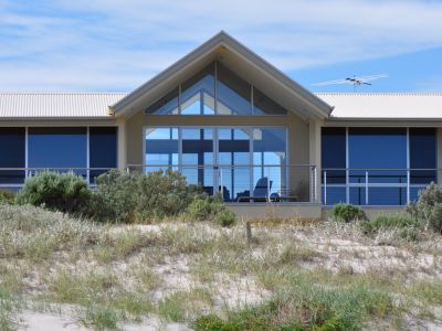 Residential window cleaning melbourne 1